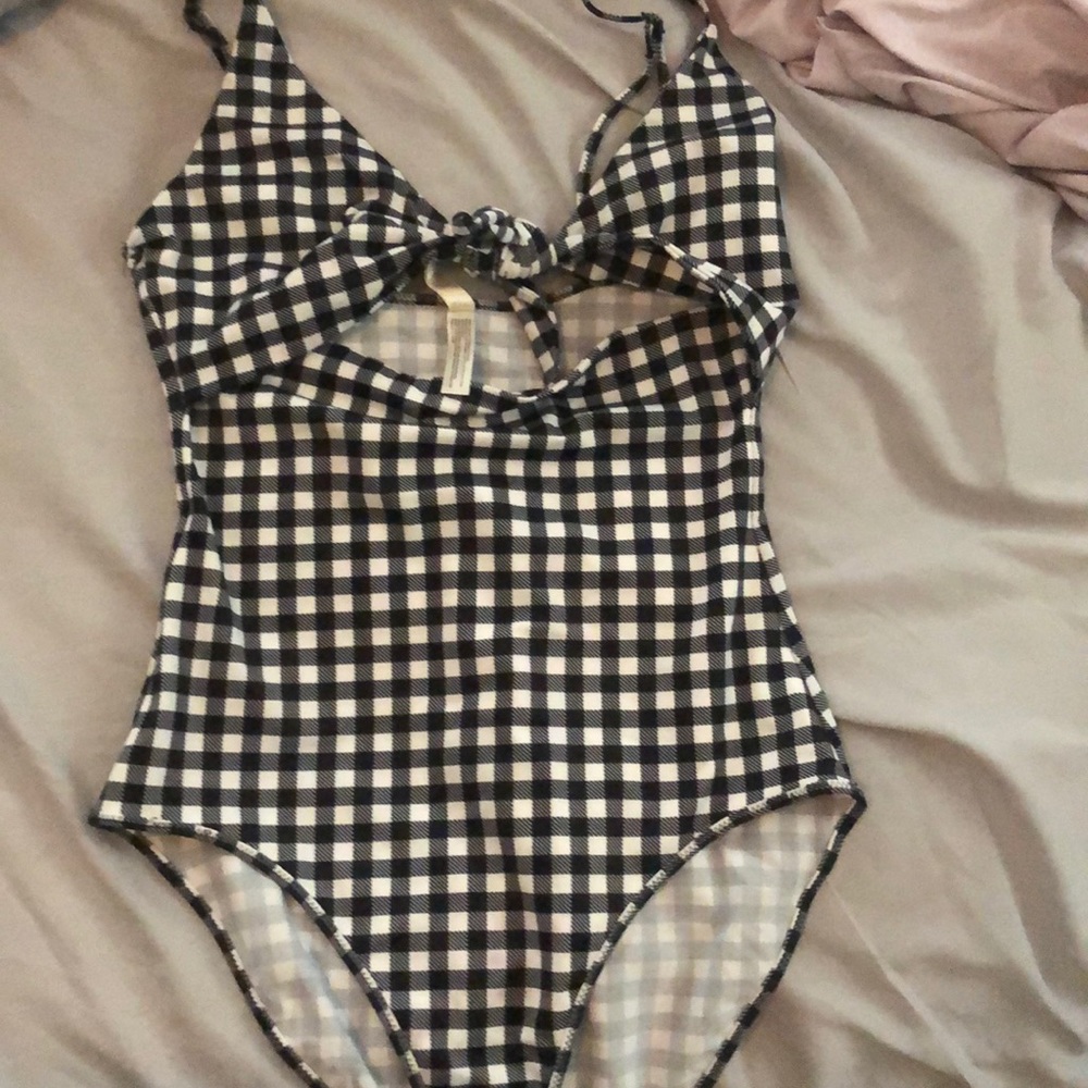 Aritzia Wilfred Noe Bodysuit
